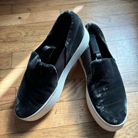 Vince Warren Platform Sneakers 7 - Picture 9 of 16